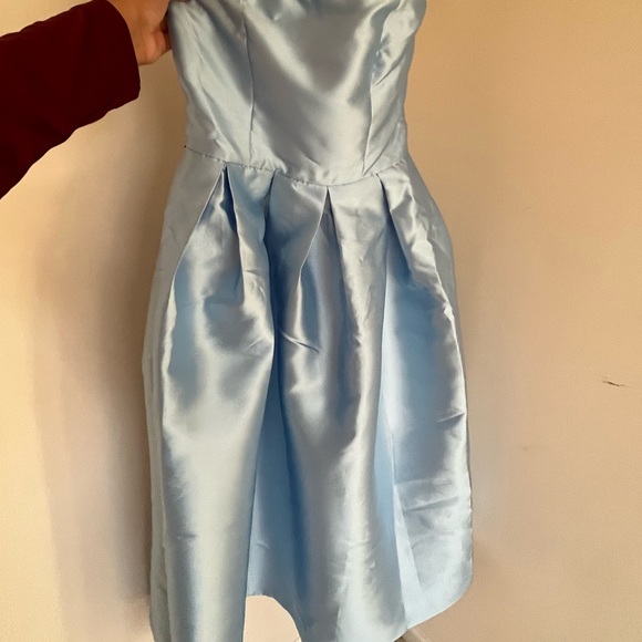 Cinderella Blue dress - Picture 2 of 2